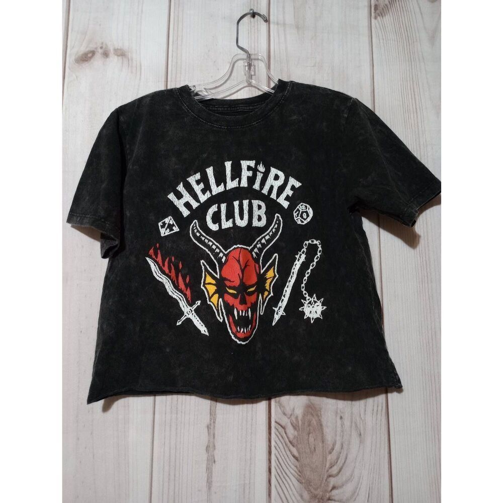 Stranger Things‎ Hellfire Club Tshirt Ladies Small Cropped